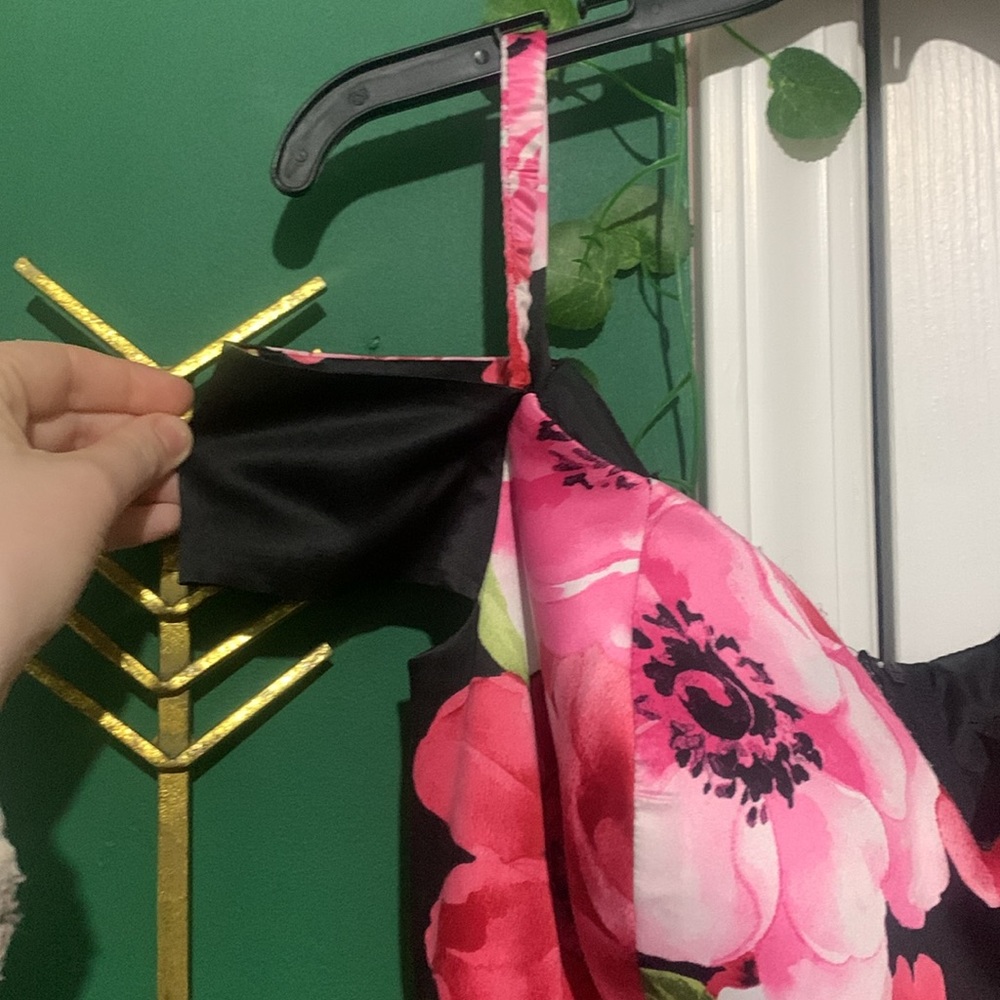Prom/ formal gown, size 11/12 - Picture 2 of 3